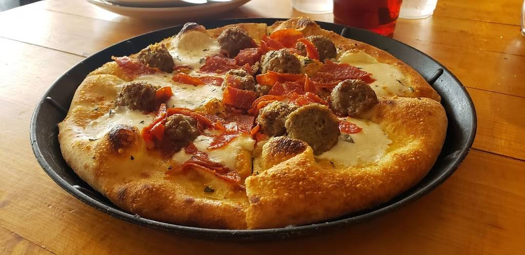 Hard Knox Pizzeria Bearden | restaurant | 4437 Kingston Pike, Knoxville, TN 37919, USA | 8656022114 OR +1 865-602-2114