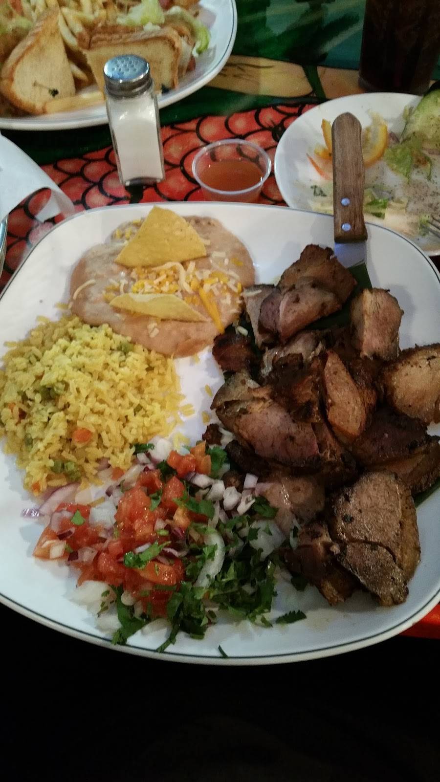 Las Playas Restaurant | restaurant | 16491 Valley Blvd, Fontana, CA 92335, USA | 9093507074 OR +1 909-350-7074