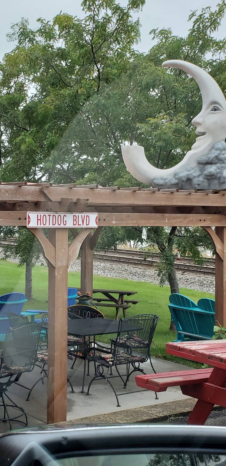 The Dawg House | meal takeaway | 122 Main St, Lynxville, WI 54626, USA | 6084120486 OR +1 608-412-0486