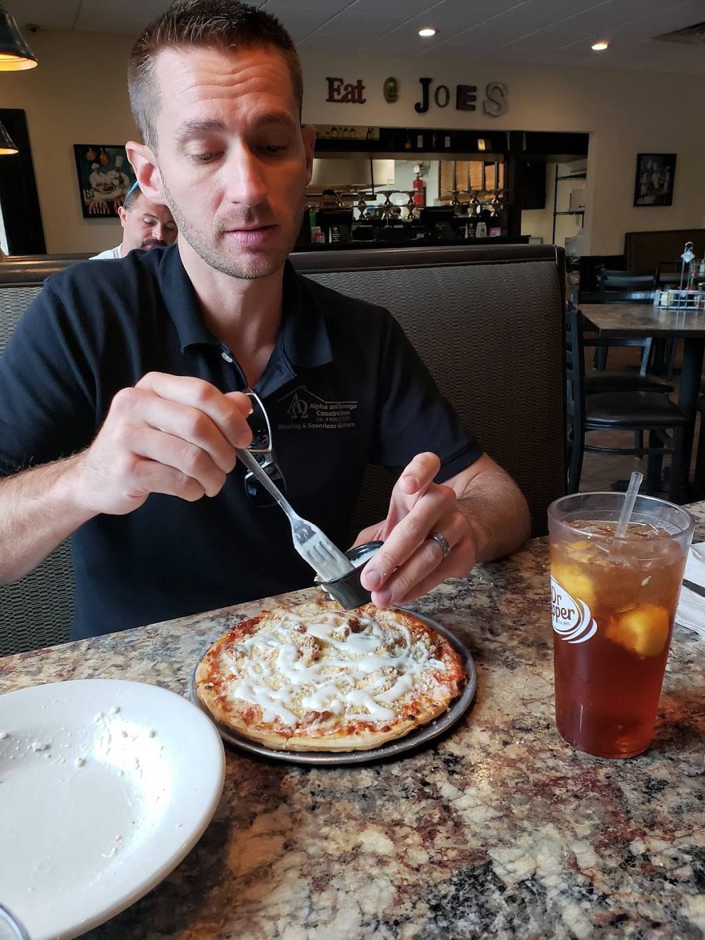 Joes Pizza & Pasta | restaurant | 404 E Main St, Salem, IL 62881, USA | 6187400563 OR +1 618-740-0563