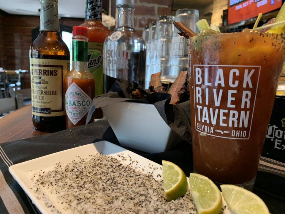 Black River Tavern & Valley of the Eagles Event Center | restaurant | 1100 Gulf Rd, Elyria, OH 44035, USA | 4403651411 OR +1 440-365-1411
