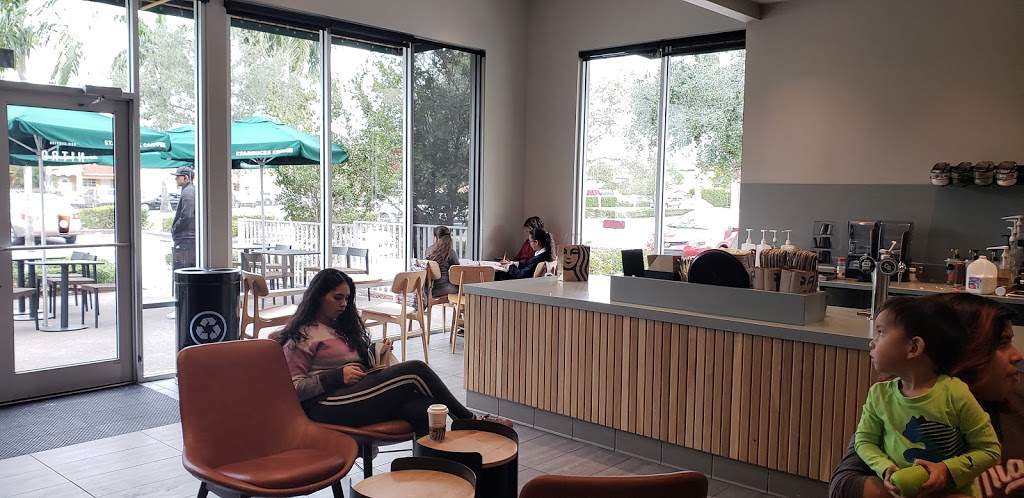 Starbucks | cafe | 7735 W 33rd Ave, Hialeah, FL 33018, USA | 3058221472 OR +1 305-822-1472