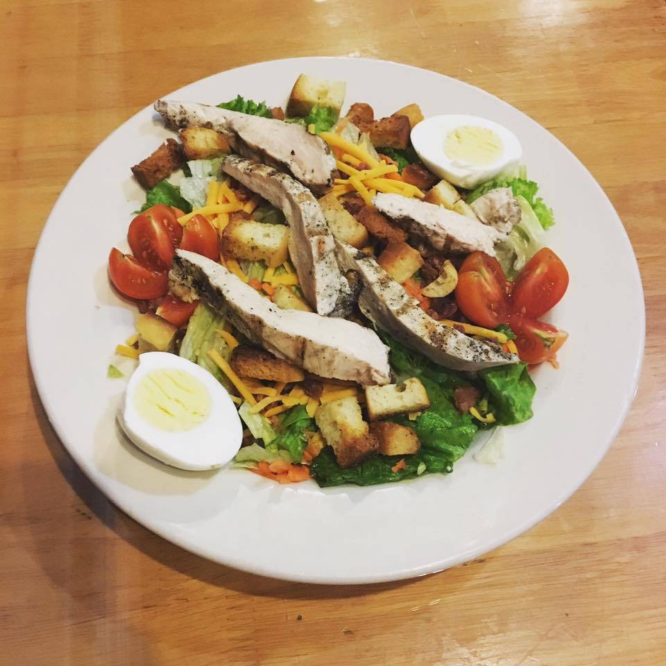 Freight House Restaurant | restaurant | 200 Railroad St SW #2533, Hartselle, AL 35640, USA | 2567734600 OR +1 256-773-4600