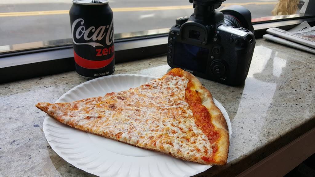 Baggios Pizza Restaurant | meal delivery | 212 Main St, Fort Lee, NJ 07024, USA | 2015857979 OR +1 201-585-7979