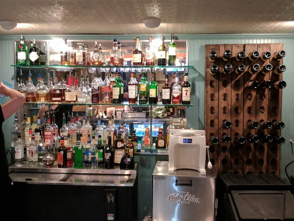 Gruene River Grill | restaurant | 3003, 1259 Gruene Rd, New Braunfels, TX 78130, USA | 8306242300 OR +1 830-624-2300