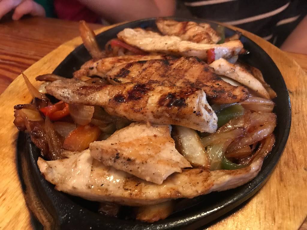 La Bonita Tacos and Tequila | restaurant | 1850 NY-112, Coram, NY 11727, USA | 6313203959 OR +1 631-320-3959