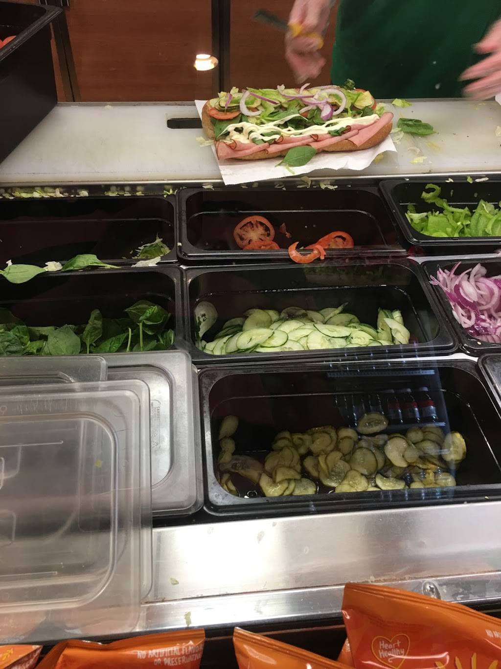 Subway | restaurant | 33523 Eight Mile Rd, Livonia, MI 48152, USA | 2484731141 OR +1 248-473-1141