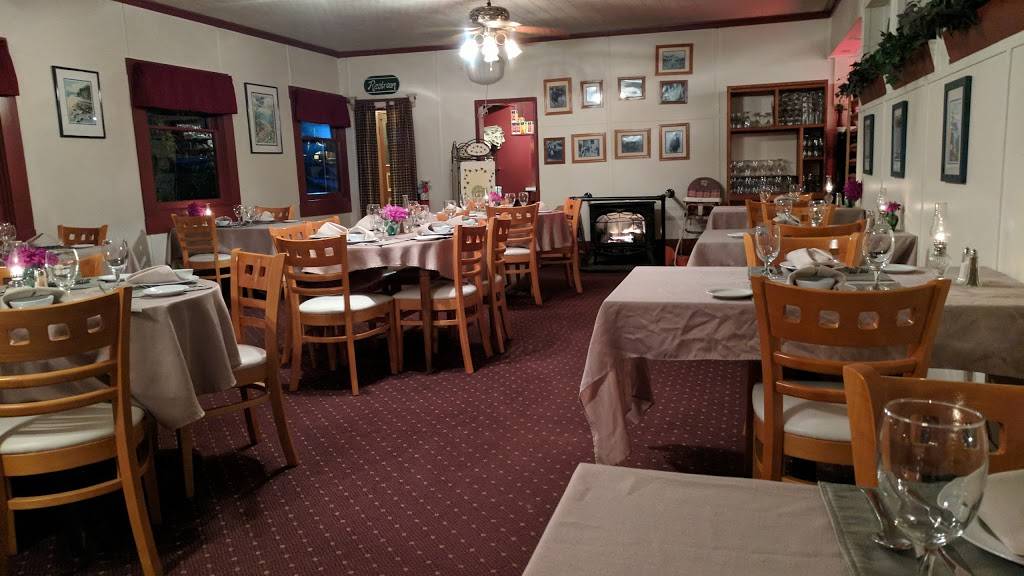 Deer Harbor Inn Restaurant | restaurant | 75 Inn Ln, Eastsound, WA 98245, USA | 3603761040 OR +1 360-376-1040