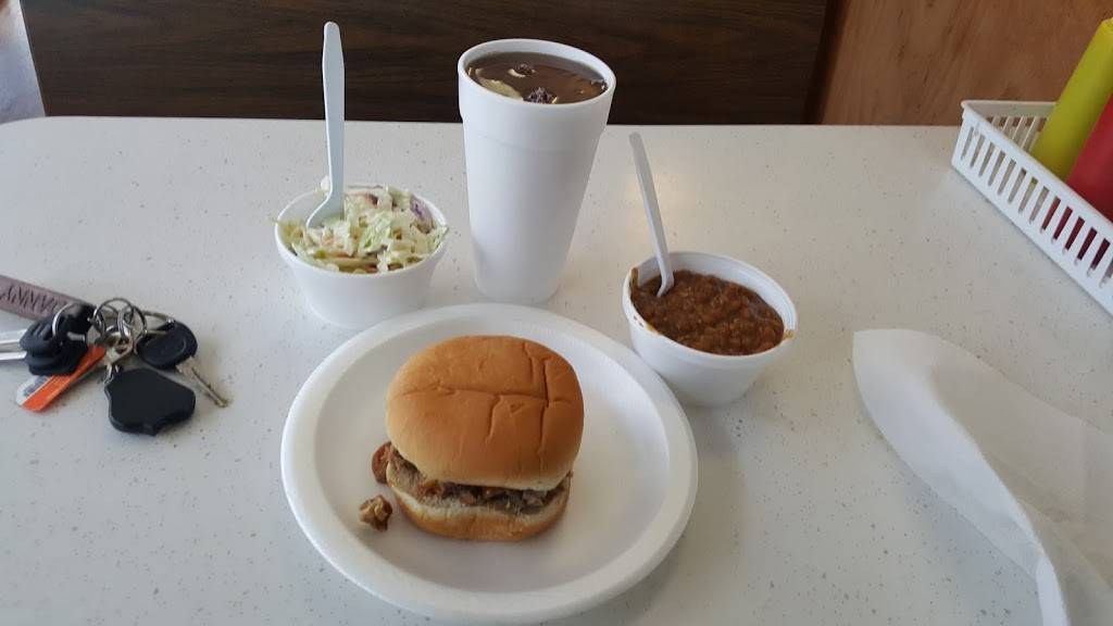 Scotts BBQ | restaurant | 4007 Danielsville Rd, Athens, GA 30601, USA | 7065461005 OR +1 706-546-1005