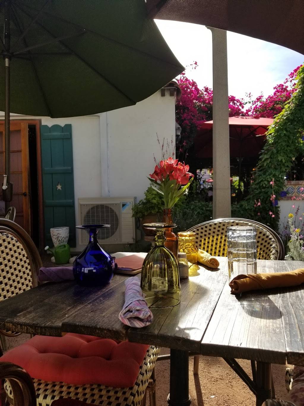 Farm | restaurant | 6 La Plaza, Palm Springs, CA 92262, USA | 7603222724 OR +1 760-322-2724