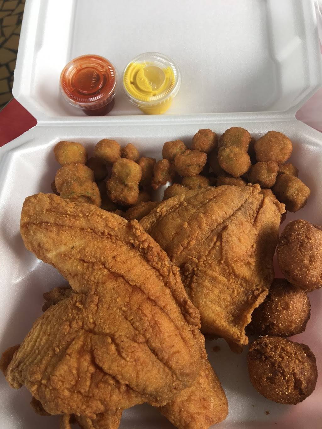 Galles Seafood | restaurant | 31 Laney Walker Blvd, Augusta, GA 30901, USA | 7067244625 OR +1 706-724-4625