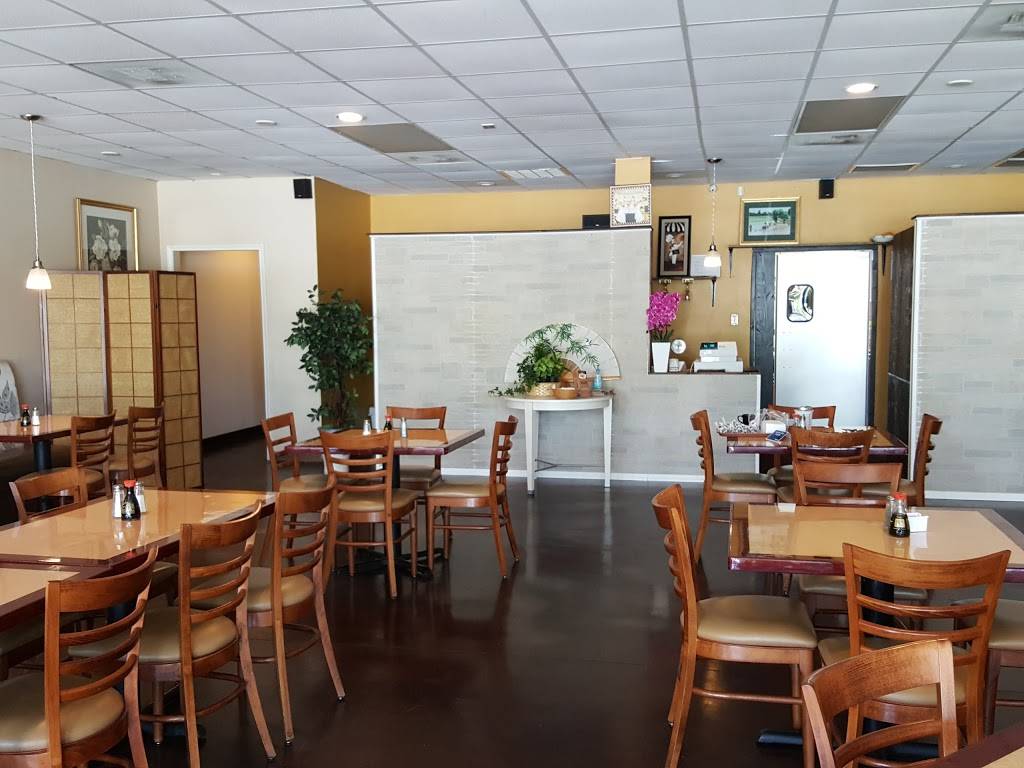 Thai Hut Authentic Thai Cuisine | restaurant | 5408 Basswood Blvd, Fort Worth, TX 76137, USA | 8178492459 OR +1 817-849-2459