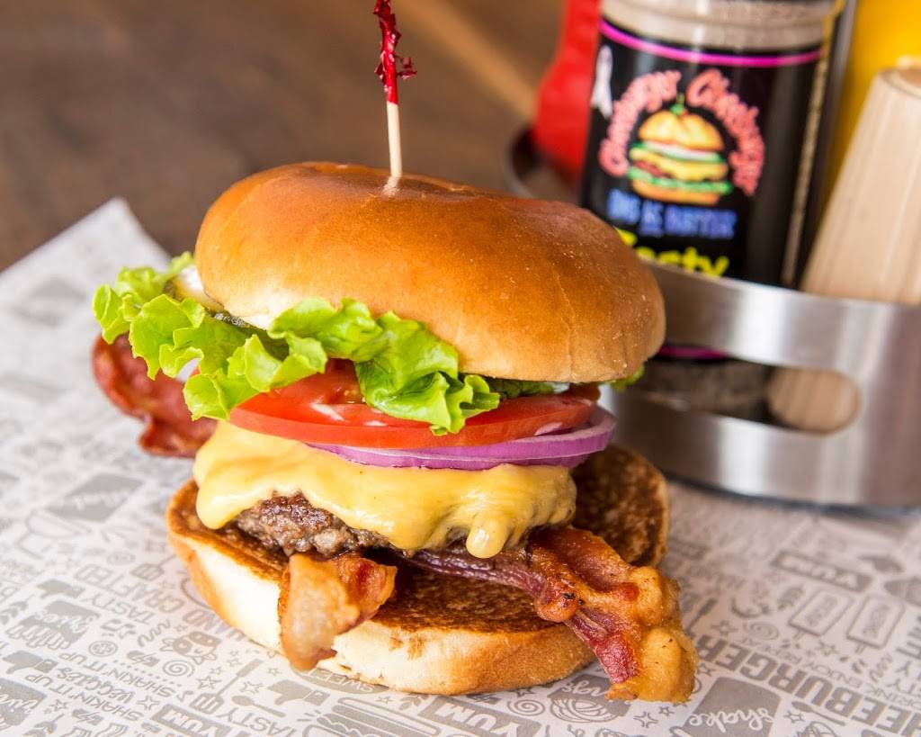 Cheeburger | restaurant | 2329 Forest Dr, Annapolis, MD 21401, USA | 4439498547 OR +1 443-949-8547