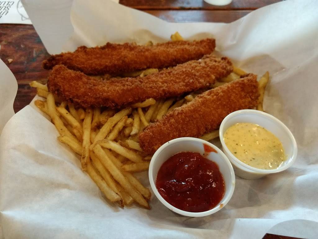 Executive Surf Club | restaurant | 306 N Chaparral St, Corpus Christi, TX 78401, USA | 3618847873 OR +1 361-884-7873