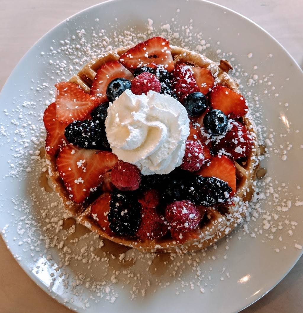 Luna Crepes & Cafe | cafe | 329 March Rd #110, Kanata, ON K2K 2E1, Canada | 6132545551 OR +1 613-254-5551