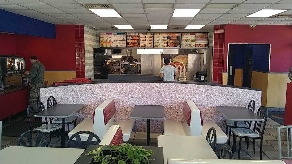 Burger King | restaurant | 1641 Pass Rd, Biloxi, MS 39531, USA | 2283742310 OR +1 228-374-2310