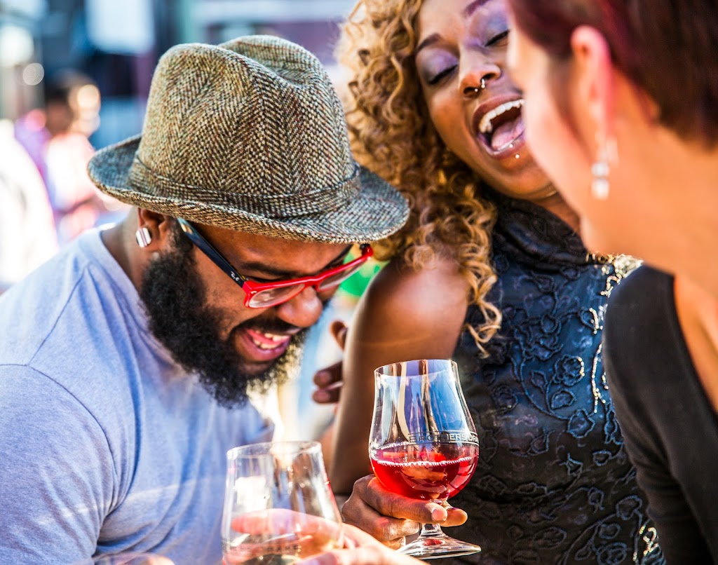 Brothers Drake Meadery | restaurant | 26 E 5th Ave, Columbus, OH 43201, USA | 6143888765 OR +1 614-388-8765