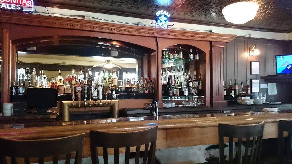 Due West | restaurant | 10005 CA-1, Point Reyes Station, CA 94956, USA | 4156631264 OR +1 415-663-1264