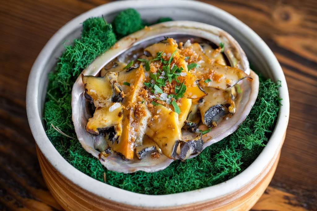 The Monarch | restaurant | 1295 Coast Village Rd, Santa Barbara, CA 93108, USA | 8058690789 OR +1 805-869-0789