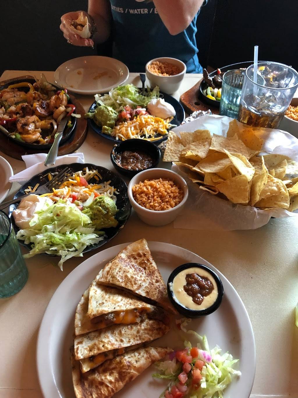 Pelons Tex Mex | restaurant | 802 Red River St, Austin, TX 78701, USA | 5122437874 OR +1 512-243-7874