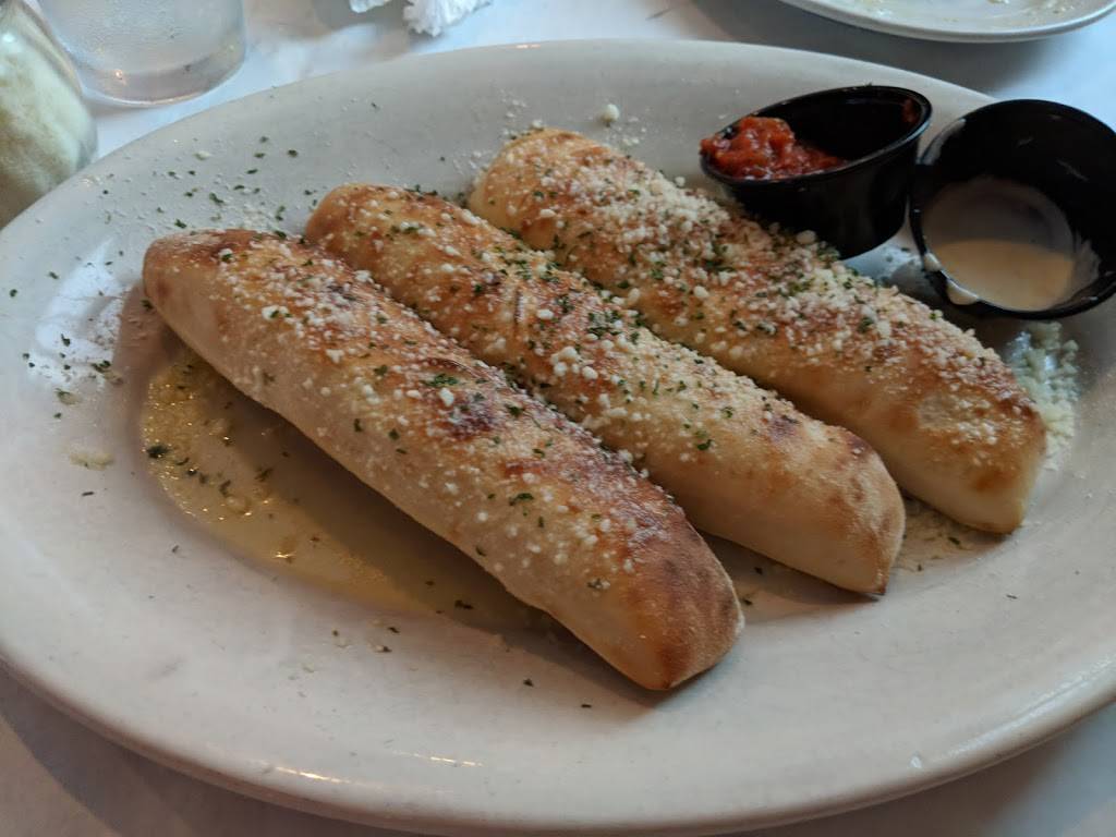 Zianos Italian Eatery | restaurant | 5907 Covington Rd, Fort Wayne, IN 46804, USA | 2604444348 OR +1 260-444-4348