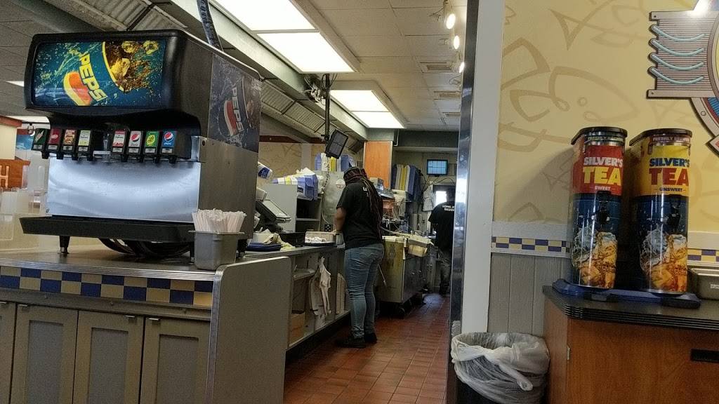 Long John Silvers | restaurant | 3491 S East St, Indianapolis, IN 46227, USA | 3177861216 OR +1 317-786-1216