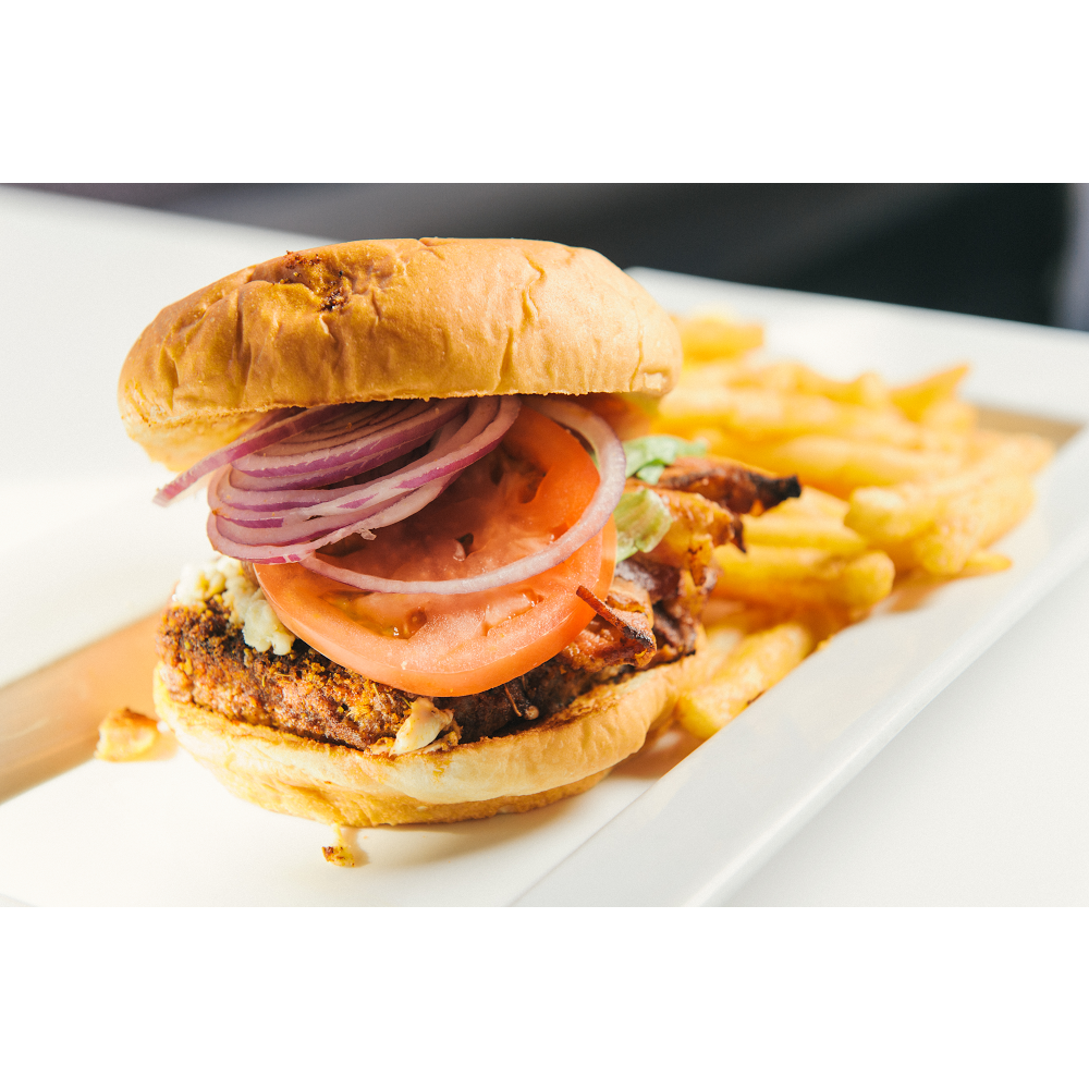 Z-Two Restaurant & Lounge : 24 Hrs | bakery | 2925 Veterans Rd W, Staten Island, NY 10309, USA | 7183566800 OR +1 718-356-6800