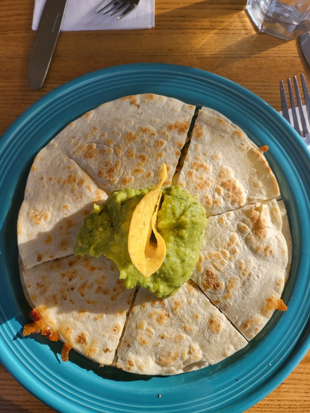 Lolas | restaurant | 2101 Flatbush Ave, Brooklyn, NY 11234, USA | 9292843675 OR +1 929-284-3675