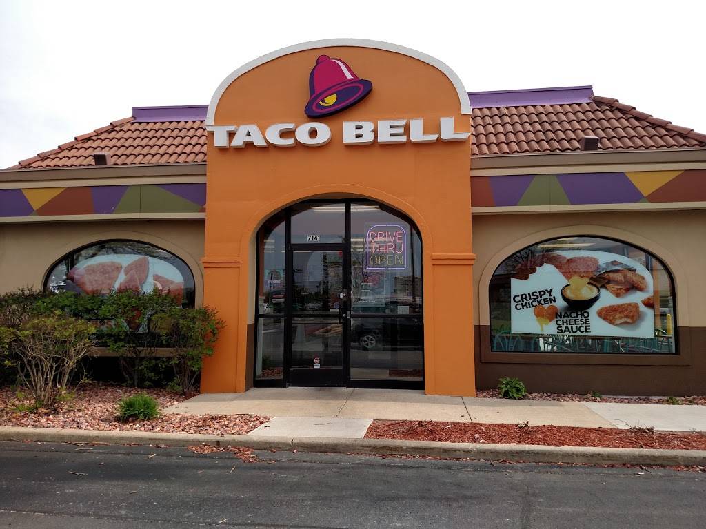 Taco Bell | meal takeaway | 7141 S 76th St, Franklin, WI 53132, USA | 4144254527 OR +1 414-425-4527