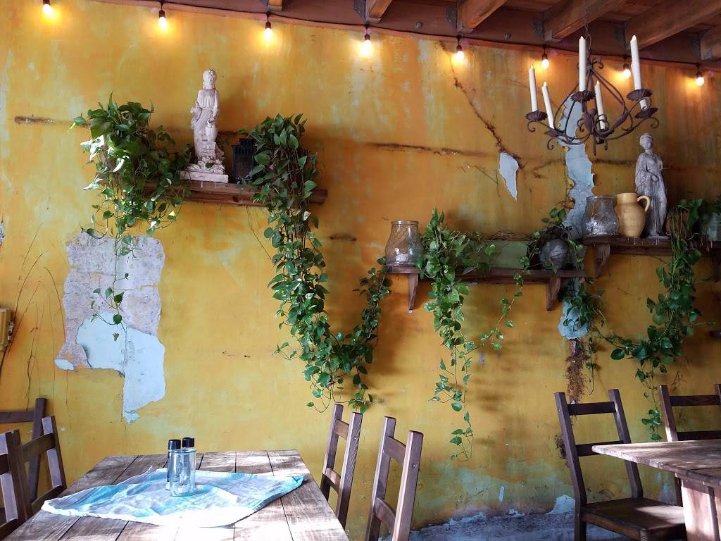 Pias Trattoria | restaurant | 3054 Beach Blvd S, Gulfport, FL 33707, USA | 7273272190 OR +1 727-327-2190