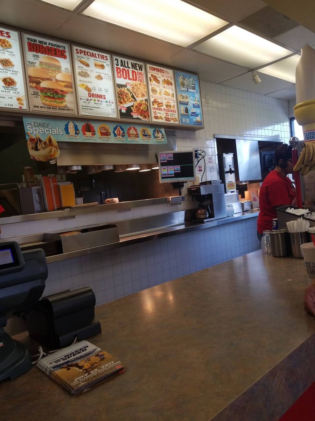 Wienerschnitzel | restaurant | 2011 E Washington St, Colton, CA 92324, USA | 9098249993 OR +1 909-824-9993