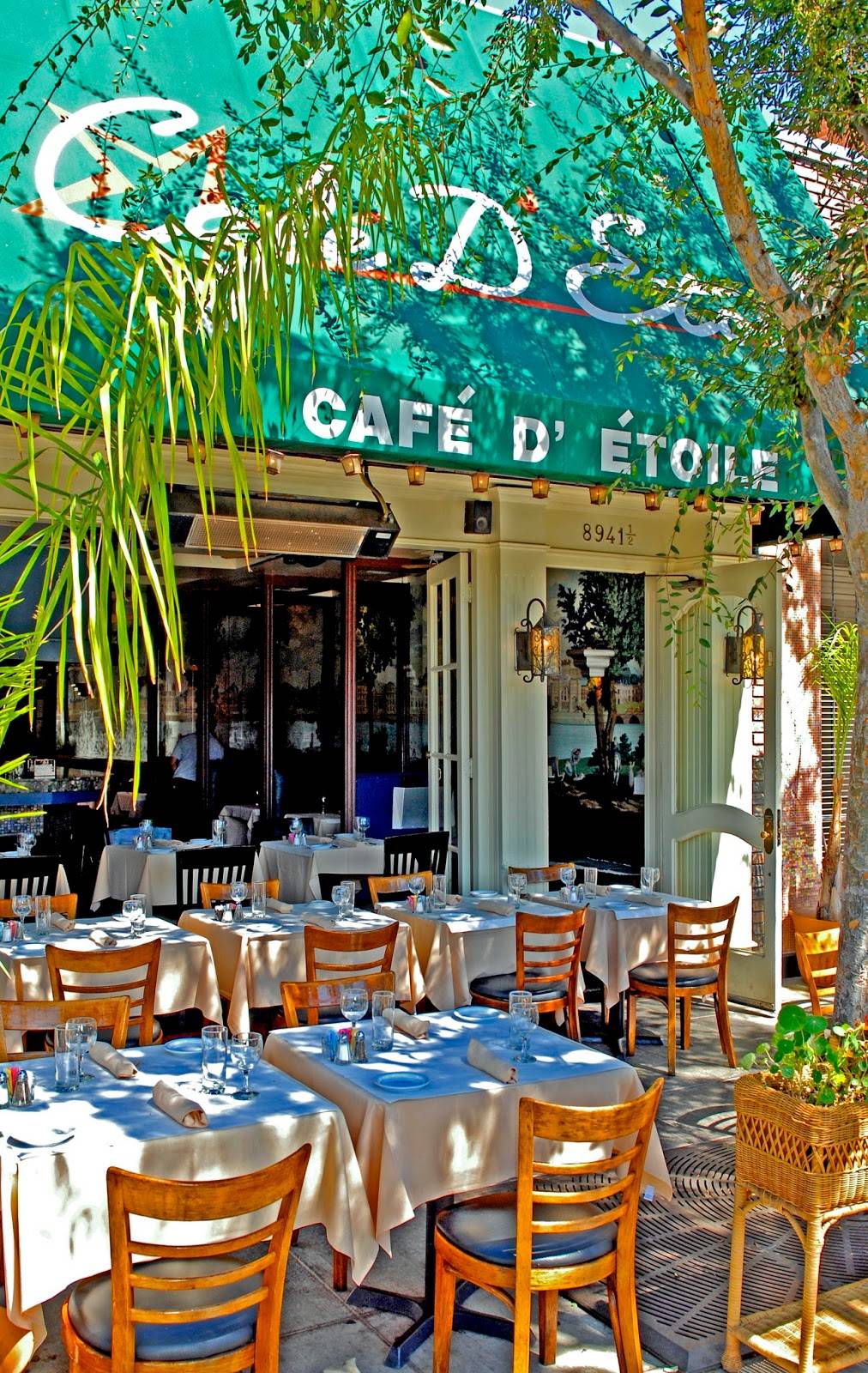 Cafe DEtoile | restaurant | 8941 1/2 Santa Monica Boulevard, West Hollywood, CA 90069, USA | 3102781011 OR +1 310-278-1011