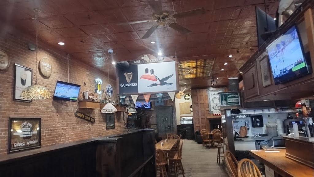 The Backfield Bar & Grill | restaurant | 2117 Antique City Dr, Walnut, IA 51577, USA | 7127842700 OR +1 712-784-2700