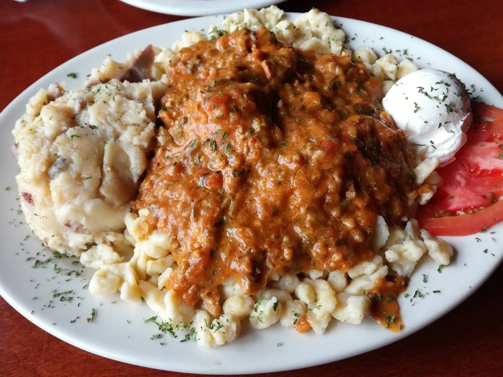 The Henry Station | restaurant | 244 S Market St, Wooster, OH 44691, USA | 3302642226 OR +1 330-264-2226