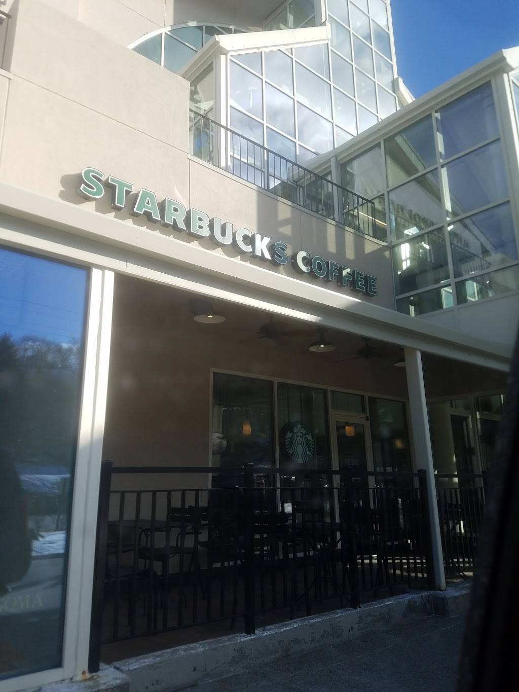 Starbucks | cafe | 1500 Washington Rd, Pittsburgh, PA 15228, USA | 4125636860 OR +1 412-563-6860
