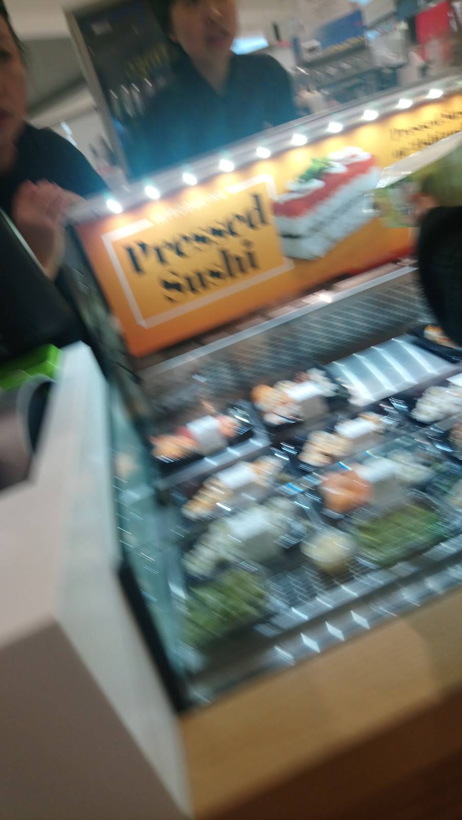 Bento Sushi | restaurant | 1200 St Laurent Blvd, Ottawa, ON K1K 3B8, Canada | 6137467976 OR +1 613-746-7976