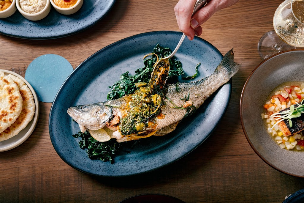 Costa | restaurant | 1111 E Cabrillo Blvd, Santa Barbara, CA 93103, USA | 8058821234 OR +1 805-882-1234