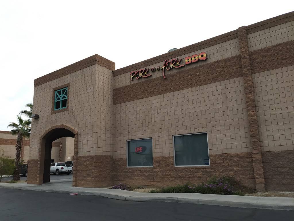 Pork on a Fork BBQ and Catering Deer Valley | restaurant | 1515 W Deer Valley Rd, Phoenix, AZ 85027, USA | 6234341794 OR +1 623-434-1794