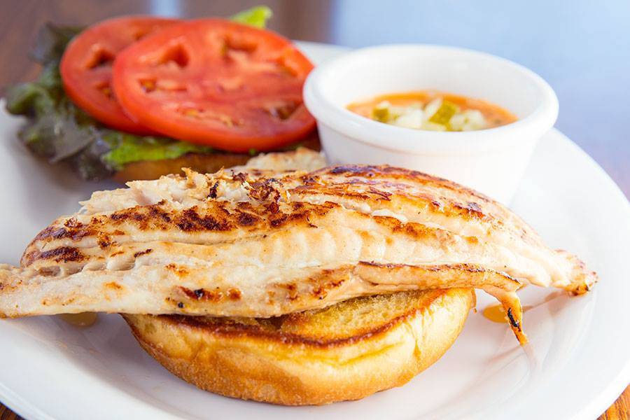 BurgerMonger | restaurant | 2454 North McMullen Booth Rd, Clearwater, FL 33759, USA | 7277264001 OR +1 727-726-4001