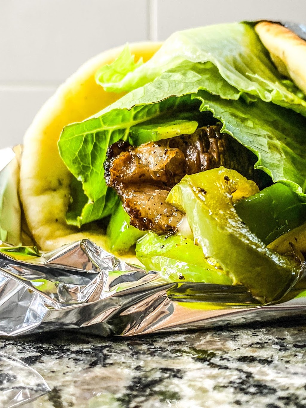 J Lees Coney Island | restaurant | 2121 Boundary St #108, Beaufort, SC 29902, USA | 8439411063 OR +1 843-941-1063