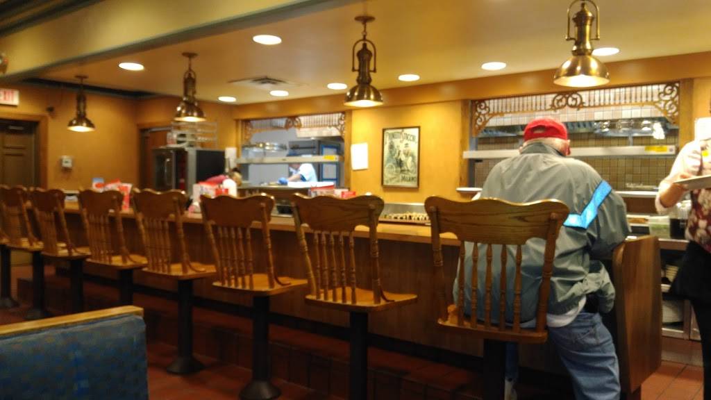 Tee Jayes Country Place | restaurant | 1195 N 21st St, Newark, OH 43055, USA | 7403663501 OR +1 740-366-3501