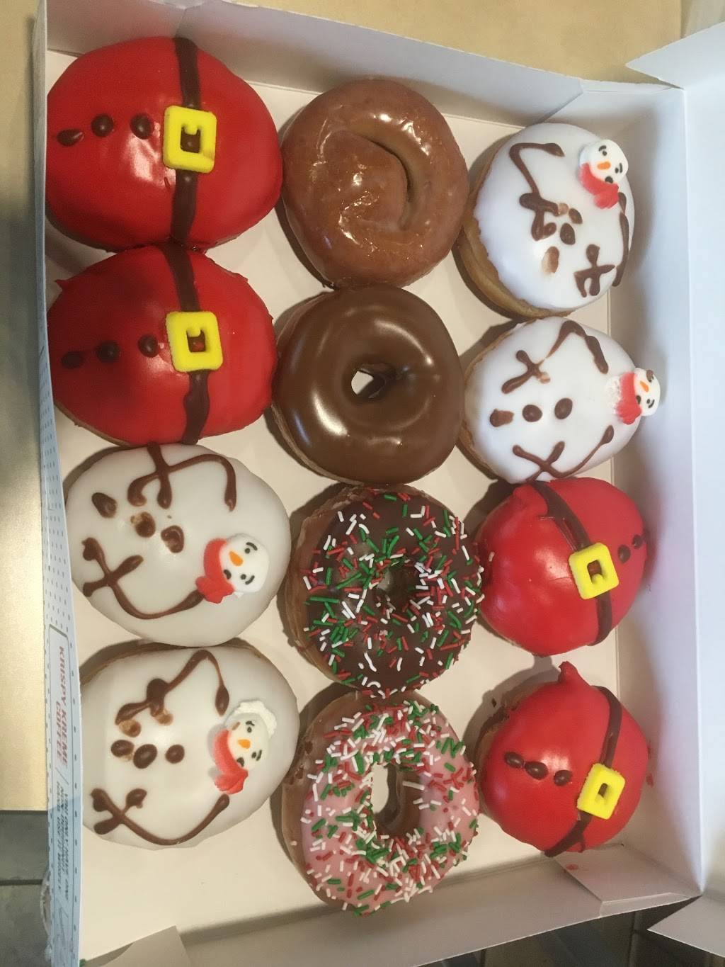 Krispy Kreme | bakery | 4760 E Los Coyotes Diagonal, Long Beach, CA 90815, USA | 5624944662 OR +1 562-494-4662