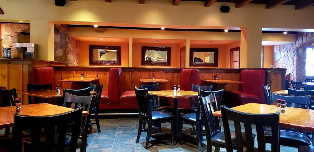 Johnny Carinos | restaurant | 1207 I-35, San Marcos, TX 78666, USA | 5127388770 OR +1 512-738-8770