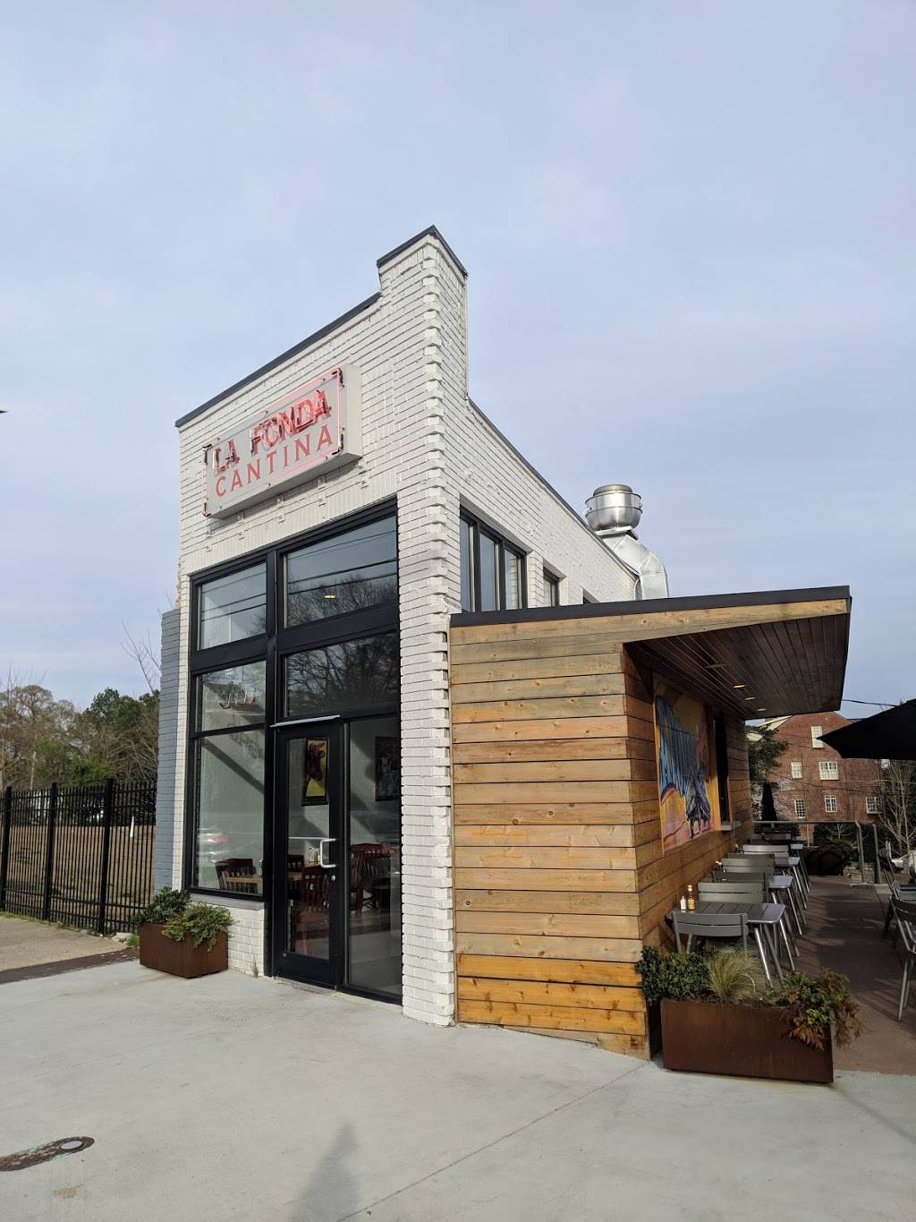 La Fonda Latina | restaurant | 2813 Peachtreet, Norfolk St NW, Atlanta, GA 30305, USA | 4048168311 OR +1 404-816-8311