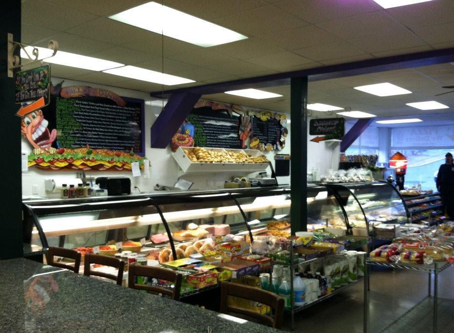 Park Wood Deli | restaurant | 342 Erie Ave, Midland Park, NJ 07432, USA | 2016890855 OR +1 201-689-0855