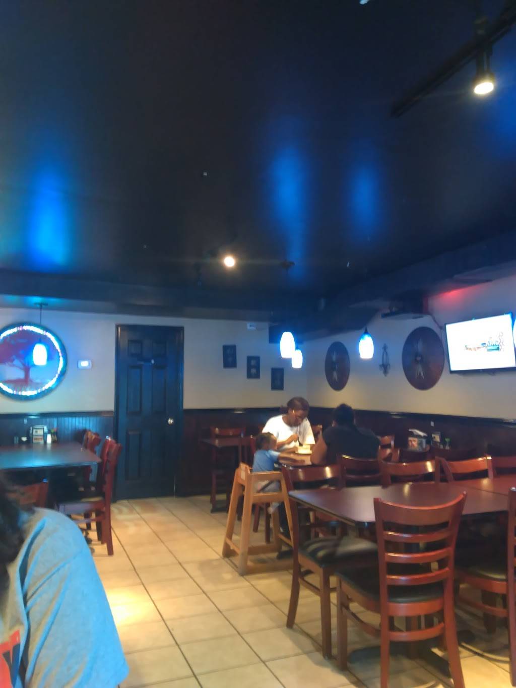 Tokyo bistro | restaurant | 132 S Poplar St, Elizabethtown, NC 28337, USA | 9108627399 OR +1 910-862-7399