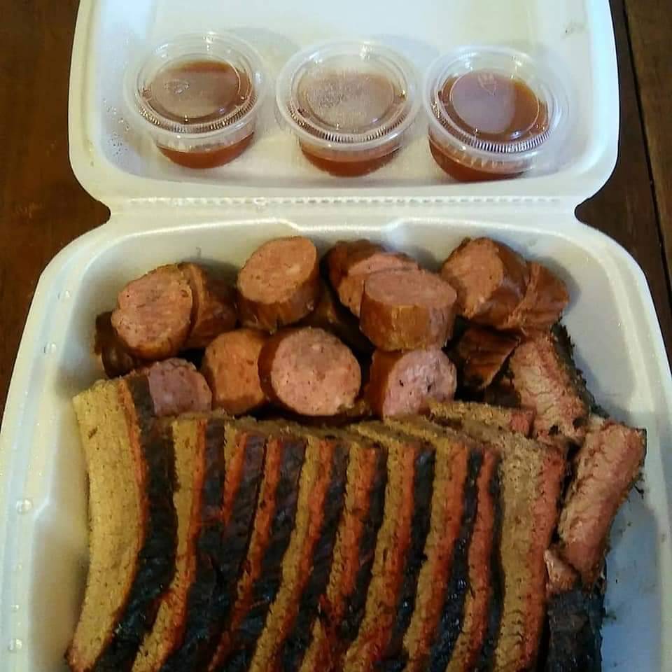 Hale & Sons BBQ & Catering | restaurant | 3450 S Interstate, I-35E TRLR 171, Waxahachie, TX 75165, USA | 2149037443 OR +1 214-903-7443