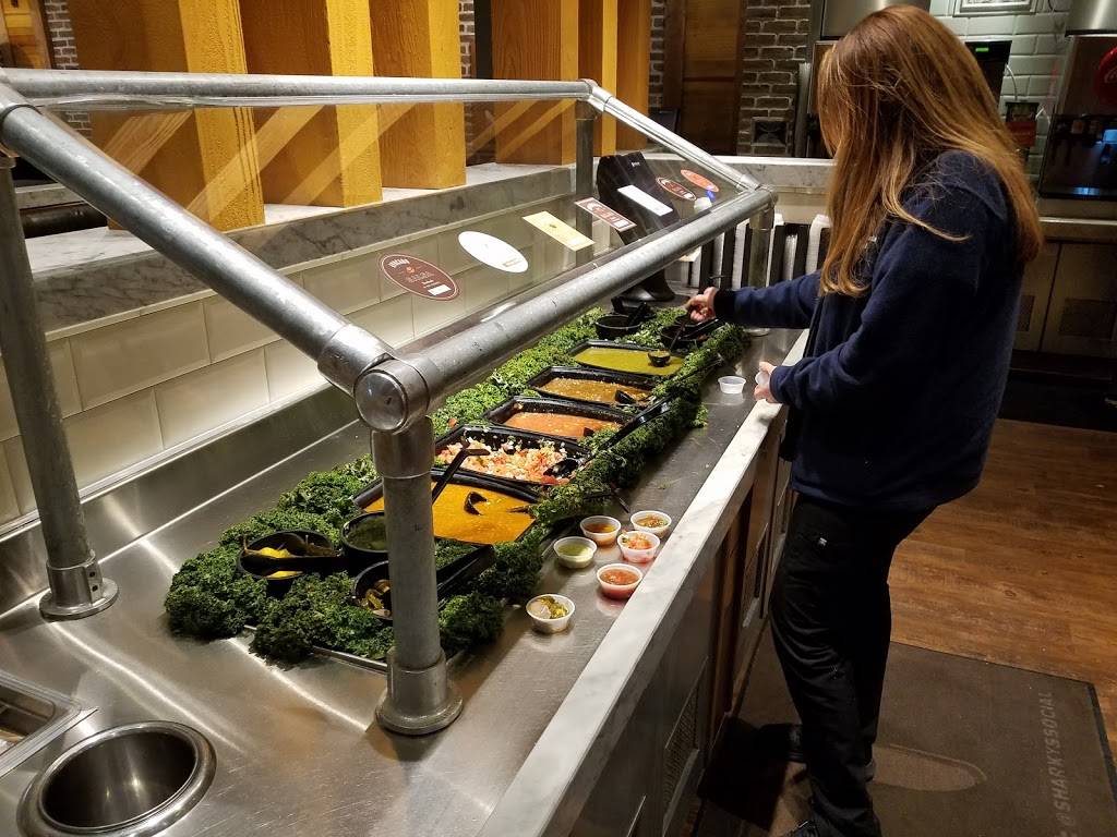 Sharky’s | restaurant | 111 S Westlake Blvd #102, Westlake Village, CA 91362, USA | 8053703701 OR +1 805-370-3701