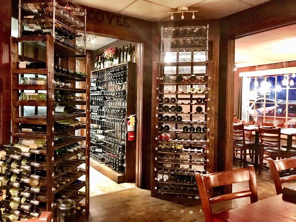 Ballous Restaurant & Wine Bar | restaurant | 51 Whitfield St #1, Guilford, CT 06437, USA | 2034530319 OR +1 203-453-0319