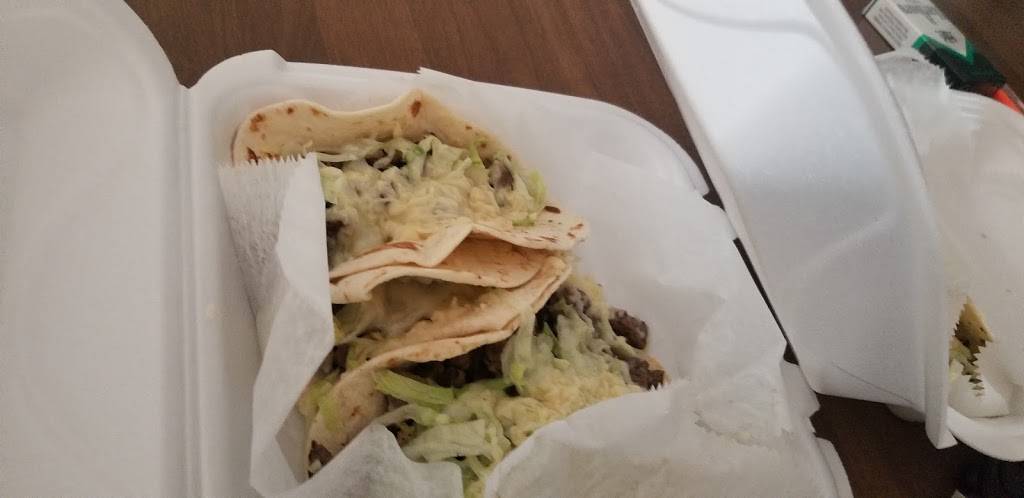 Ricardos | restaurant | 230 New Shackle Island Rd, Hendersonville, TN 37075, USA | 6158224999 OR +1 615-822-4999